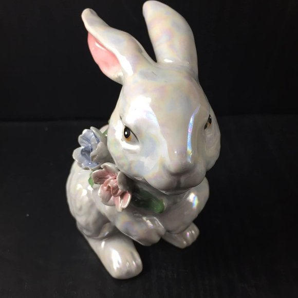 Vintage Ceramic irridescent Bunny Rabbit with Flowers - Picture 2 of 4